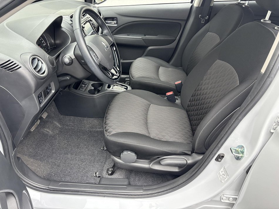 Mitsubishi Space Star 1.2i Invite