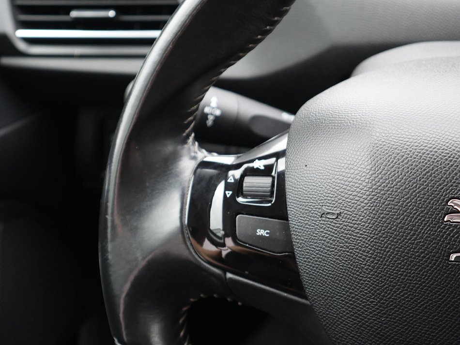 Peugeot 308 1.2 PT 