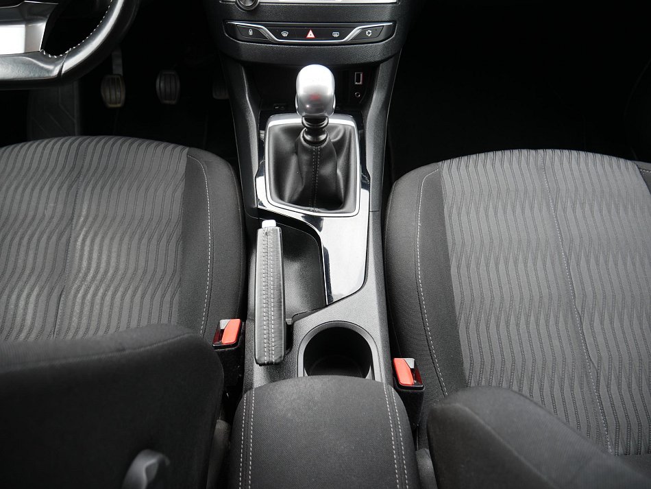 Peugeot 308 1.2 PT 