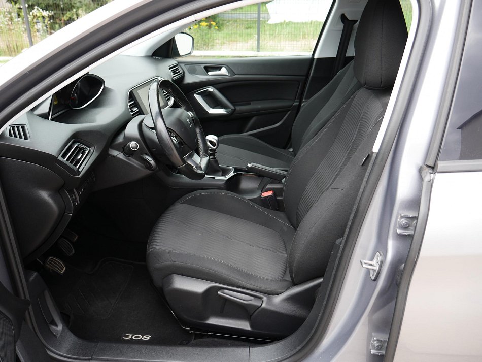 Peugeot 308 1.2 PT 