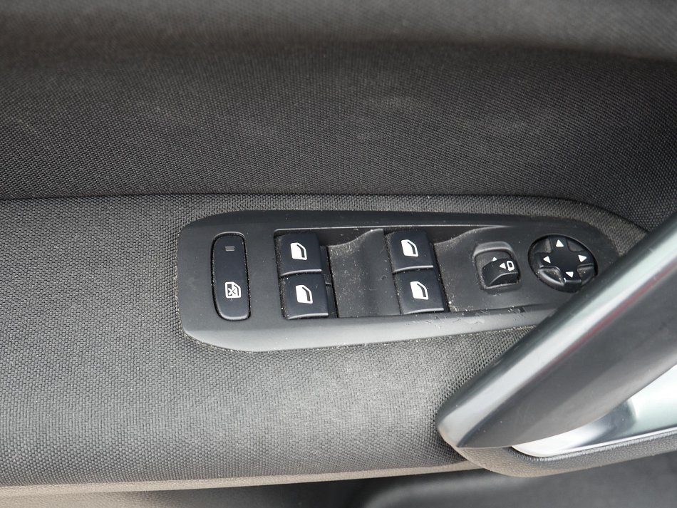 Peugeot 308 1.2 PT 