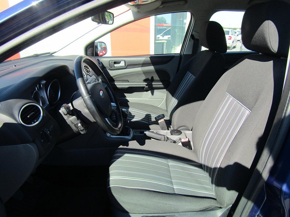 Ford Focus 1.6i 