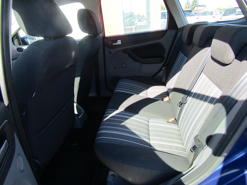 Ford Focus 1.6i 
