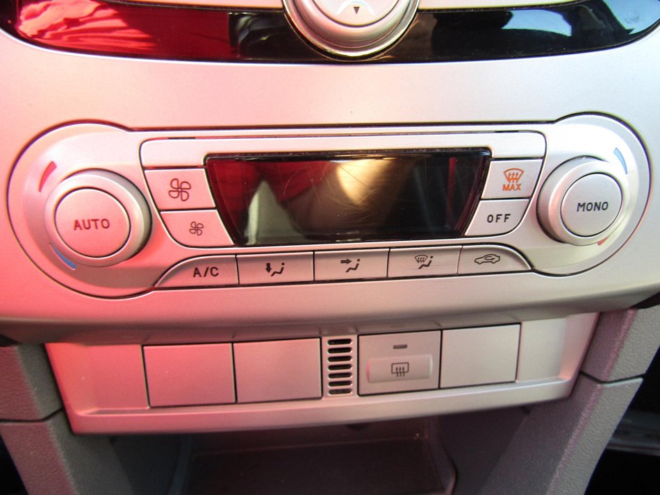 Ford Focus 1.6i 