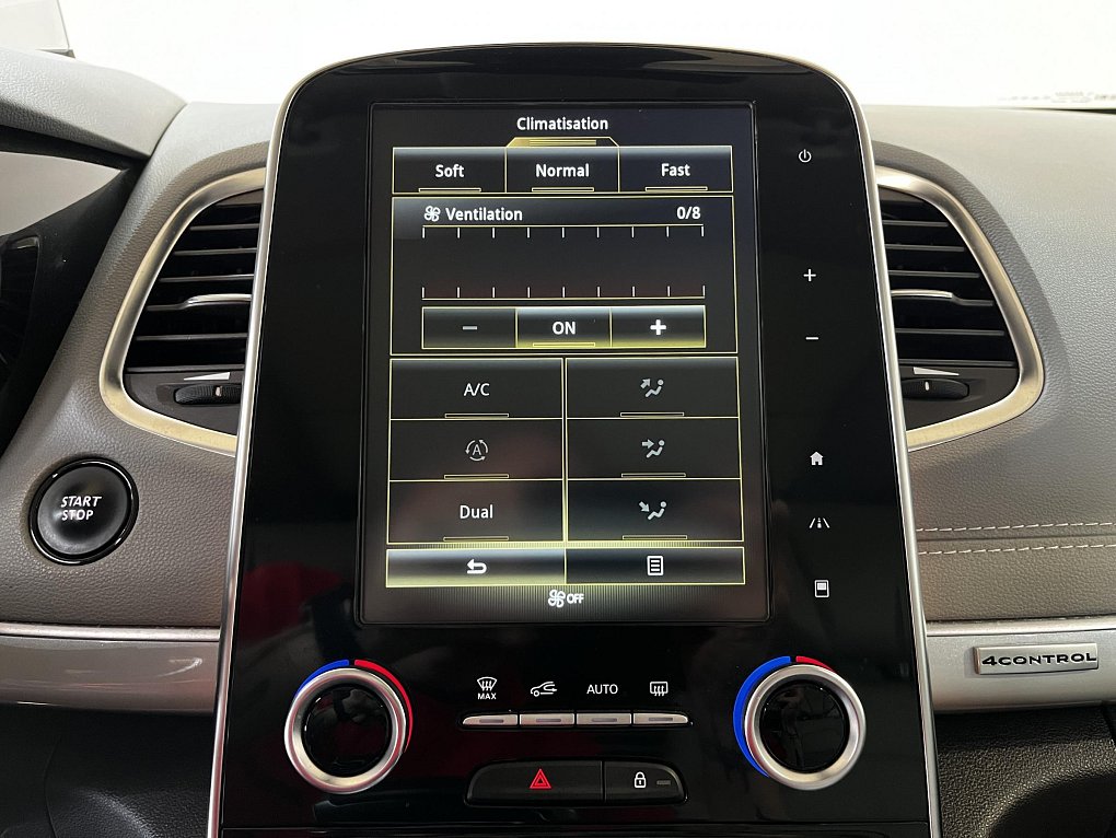 Renault Espace 1.6 dCi Initiale Paris
