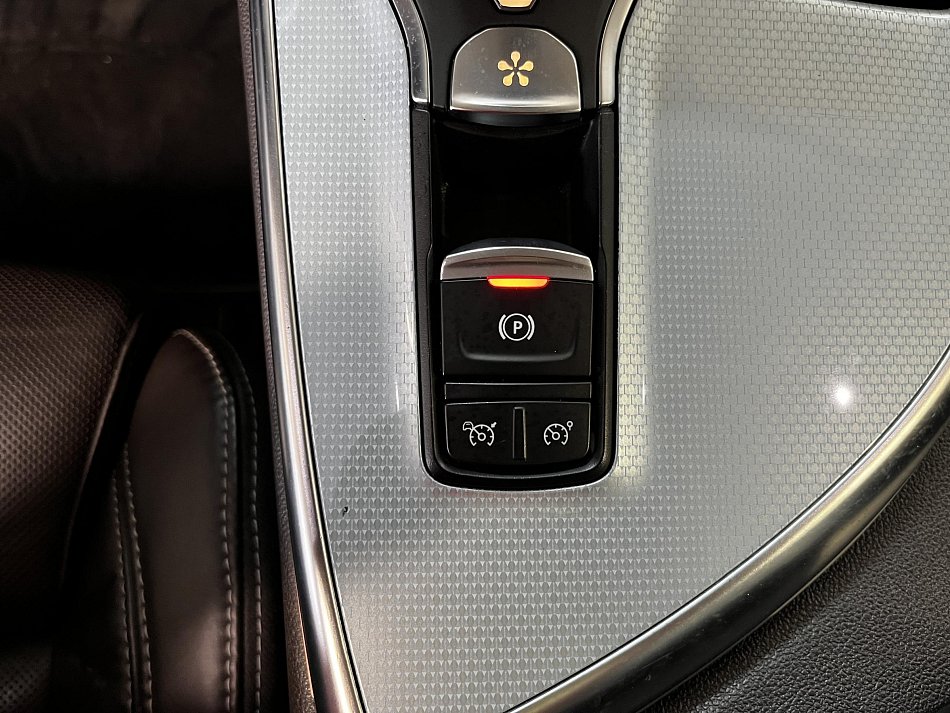 Renault Espace 1.6 dCi Initiale Paris