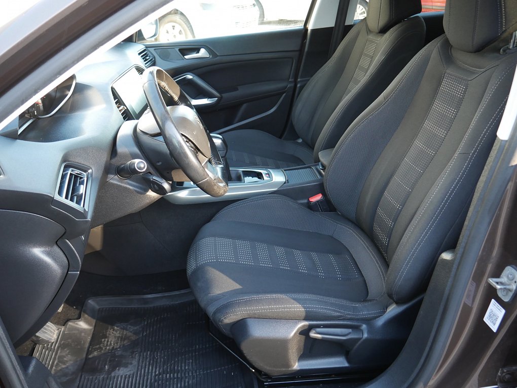 Peugeot 308 1.6 HDi 