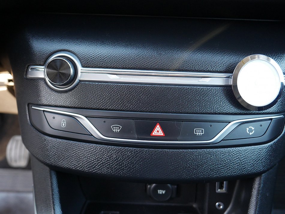 Peugeot 308 1.6 HDi 