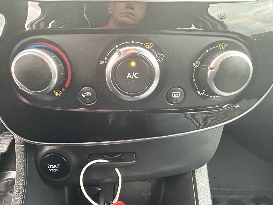 Renault Clio 1.2i 