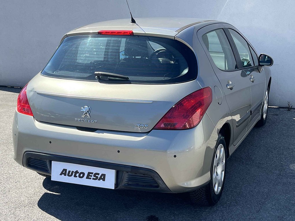 Peugeot 308 1.4 i 