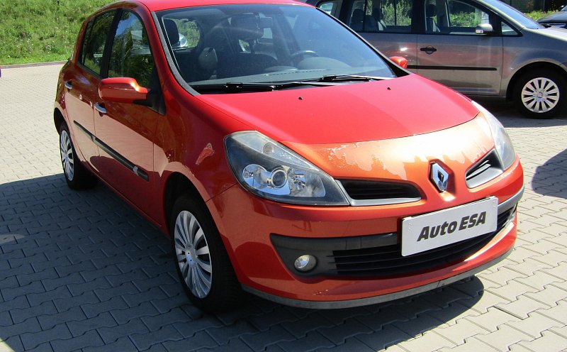 Renault Clio 1.6i 