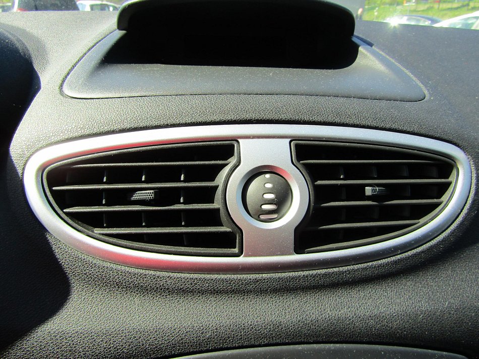 Renault Clio 1.6i 