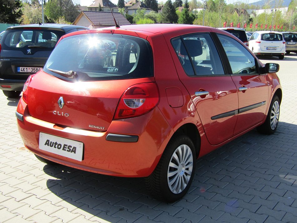 Renault Clio 1.6i 