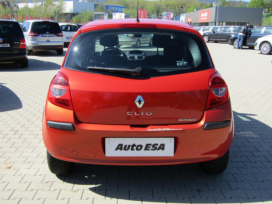 Renault Clio 1.6i 