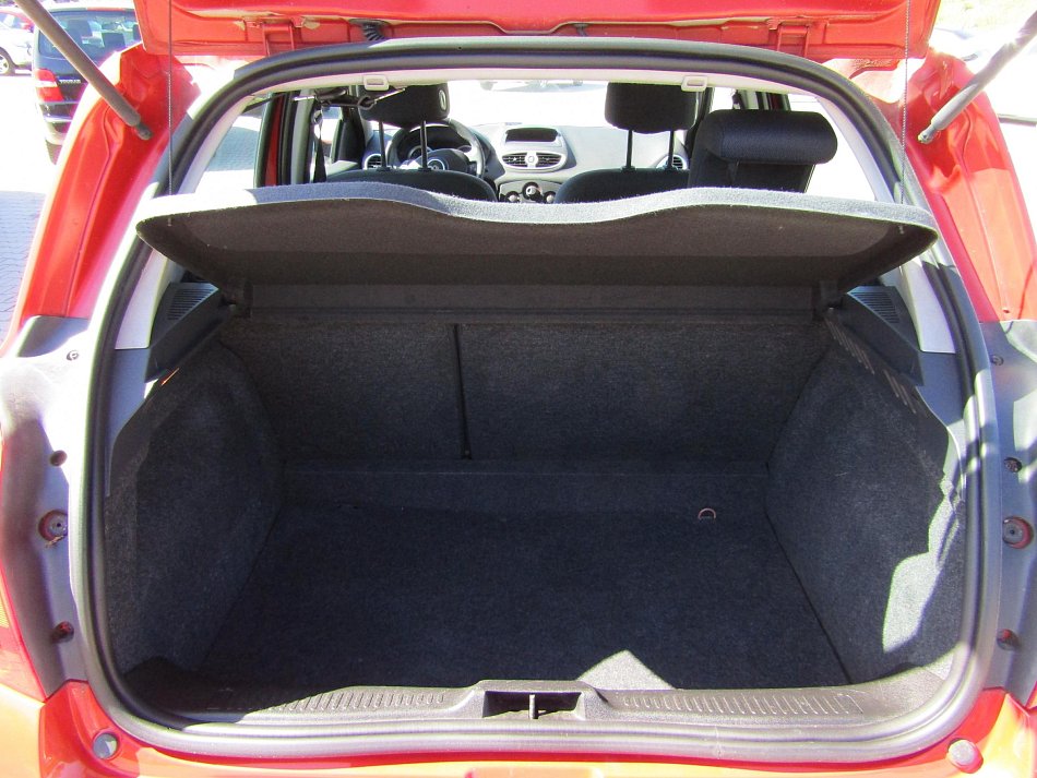 Renault Clio 1.6i 