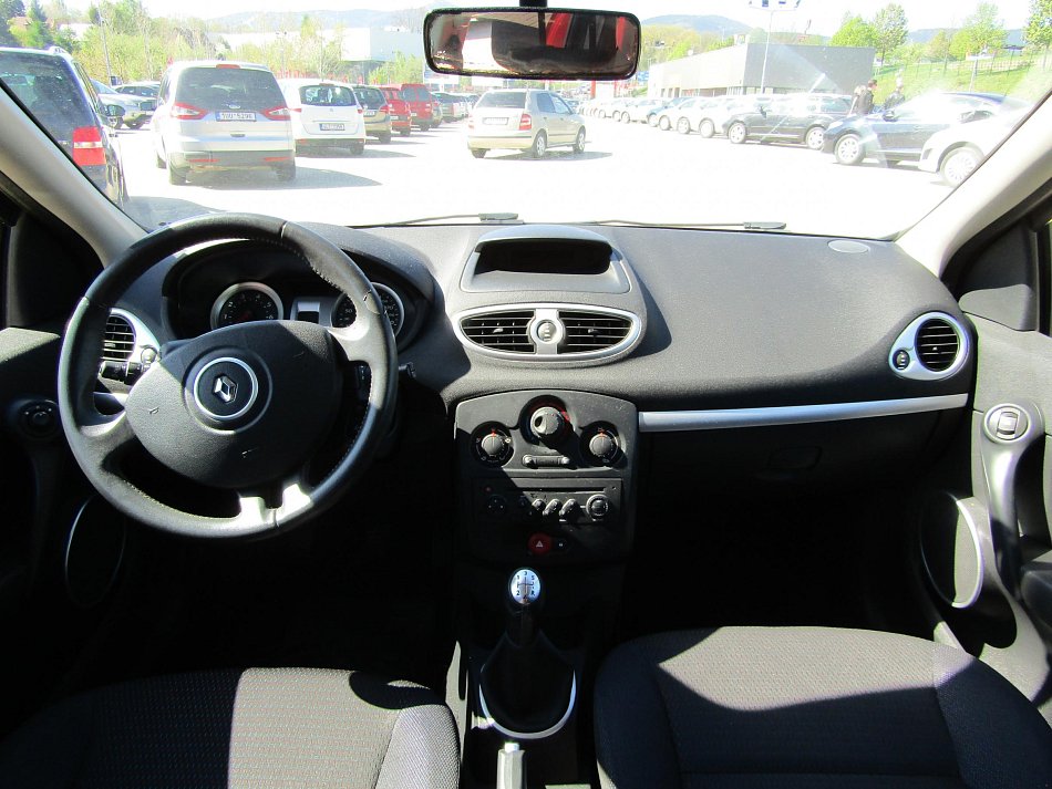 Renault Clio 1.6i 