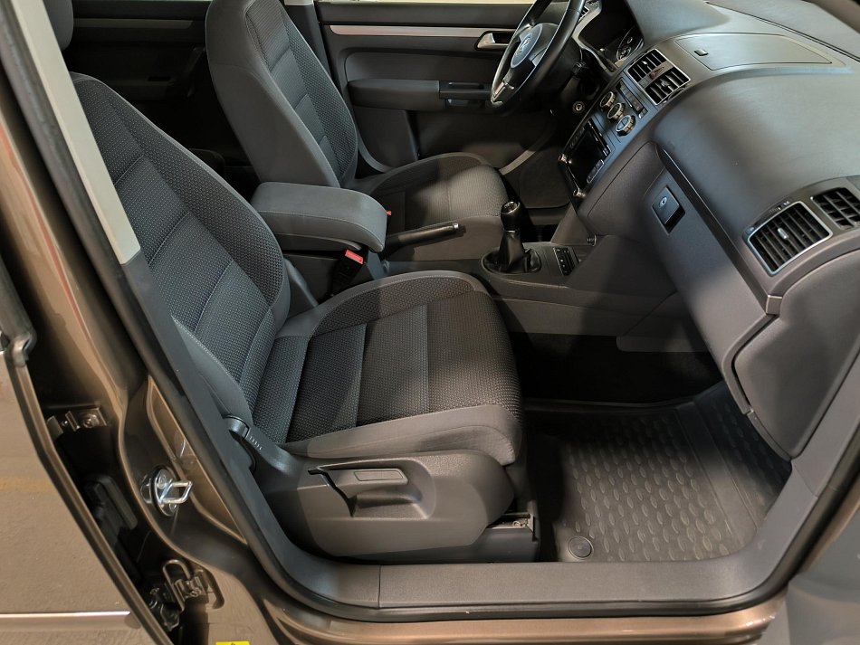 Volkswagen Touran 2.0TDI 