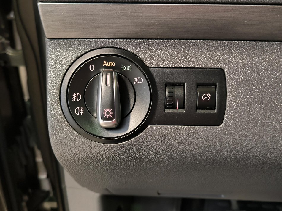 Volkswagen Touran 2.0TDI 