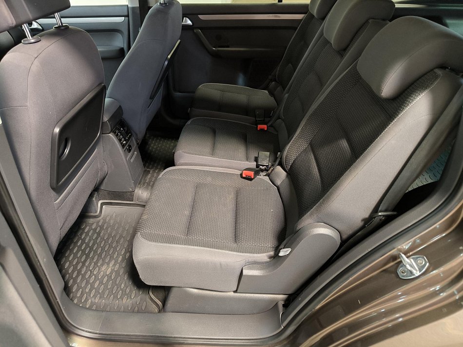 Volkswagen Touran 2.0TDI 