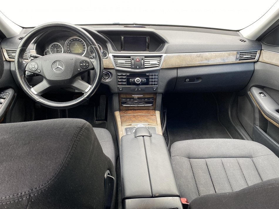 Mercedes-Benz Třída E 3.0 CDi Elegance E 350