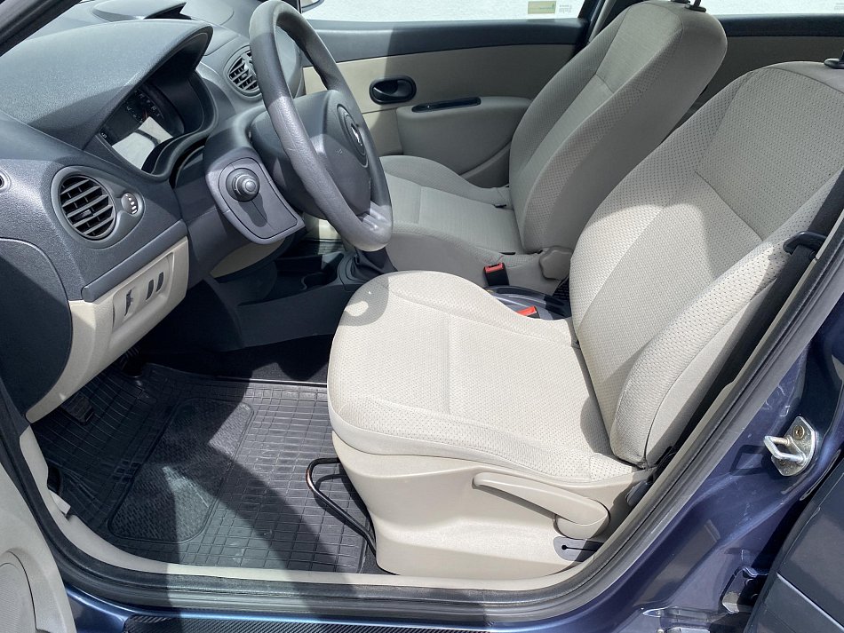 Renault Clio 1.2 i 