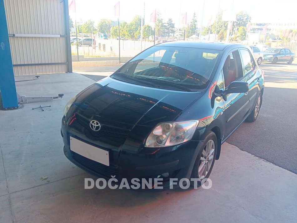 Toyota Auris 1.6 VVT-i 