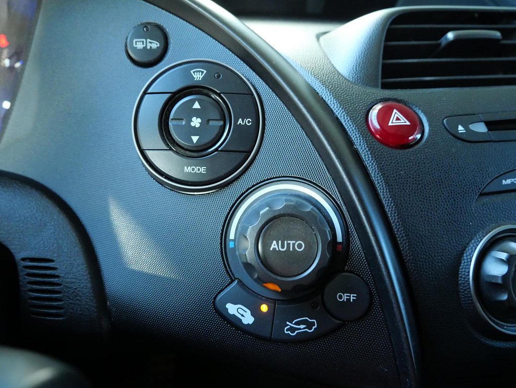 Honda Civic 1.8 i-VTEC 