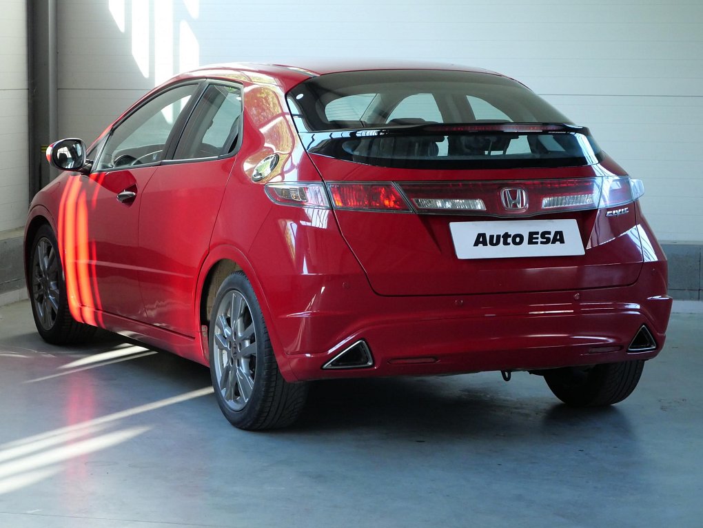 Honda Civic 1.8 i-VTEC 