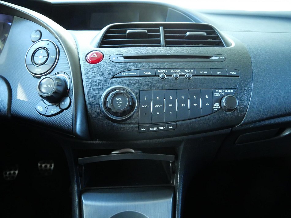Honda Civic 1.8 i-VTEC 