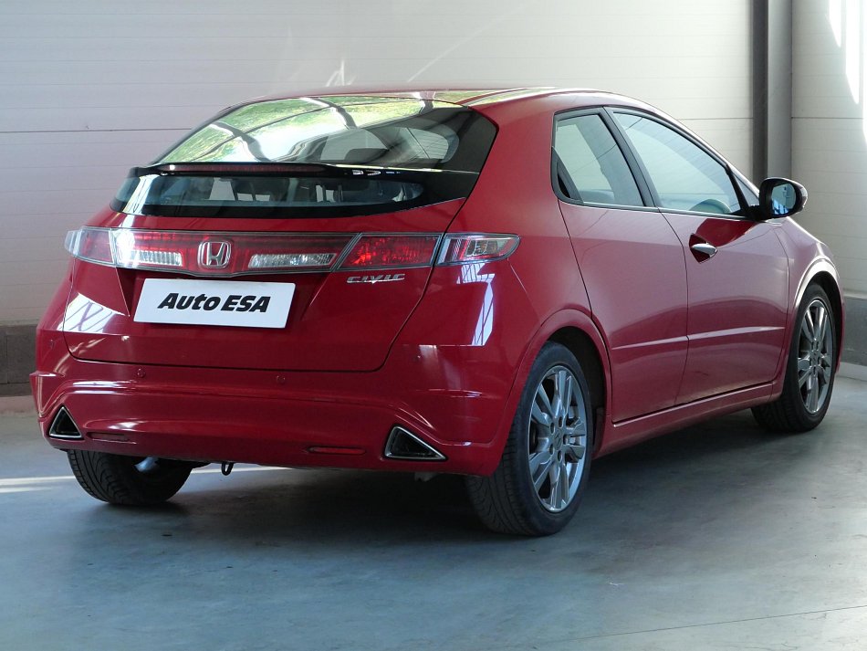 Honda Civic 1.8 i-VTEC 