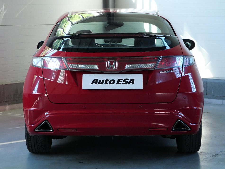Honda Civic 1.8 i-VTEC 