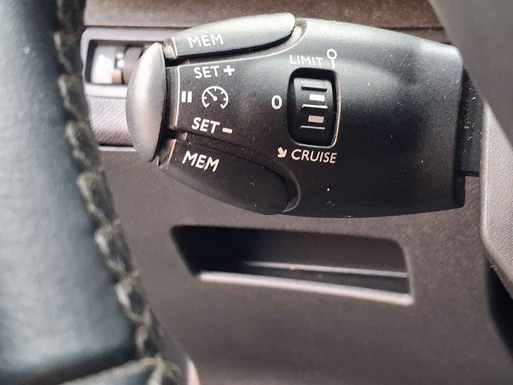 Peugeot 5008 1.5 HDi Active