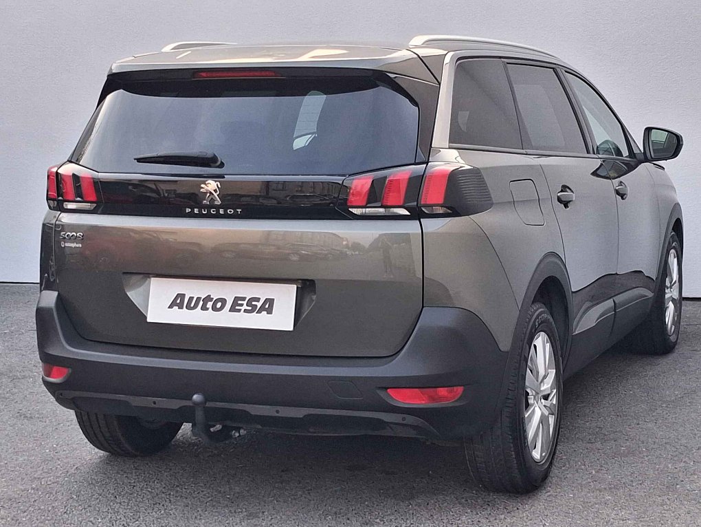 Peugeot 5008 1.5 HDi Active