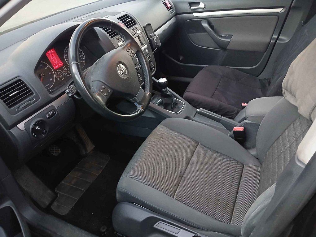 Volkswagen Golf 1.6 