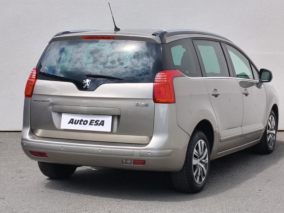 Peugeot 5008 2.0HDi Premium