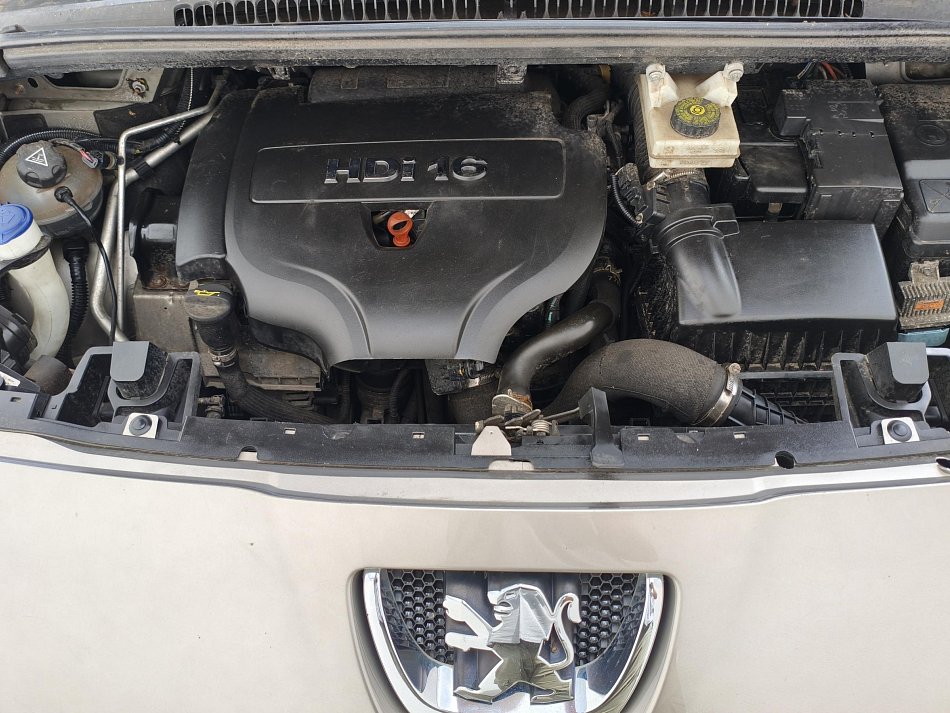 Peugeot 5008 2.0HDi Premium