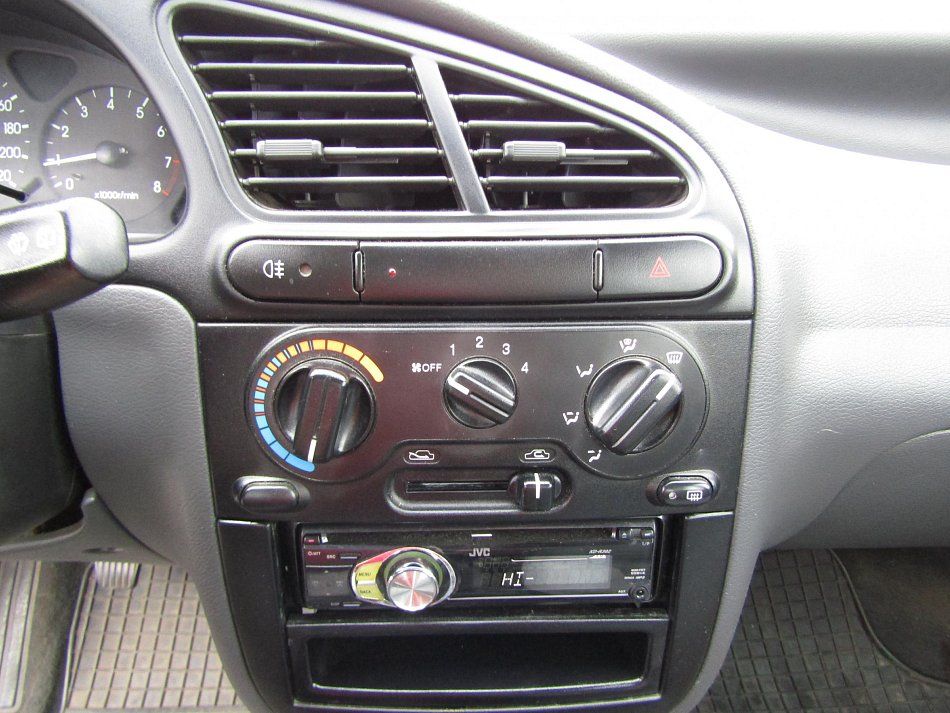 Daewoo Lanos 1.5 i 