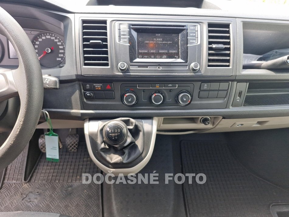 Volkswagen Transporter 2.0TDi 