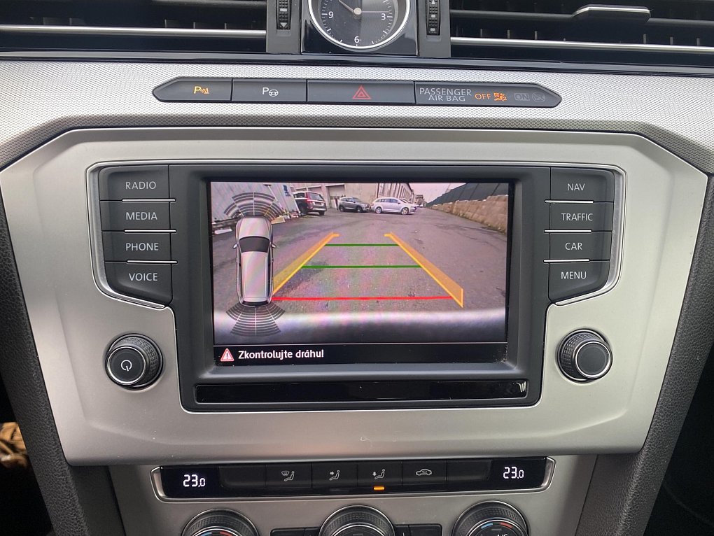 Volkswagen Passat 1.6 TDI 