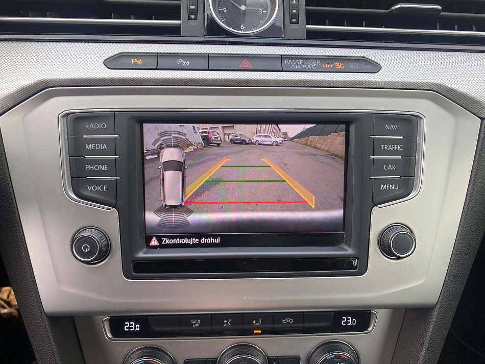 Volkswagen Passat 1.6 TDI 