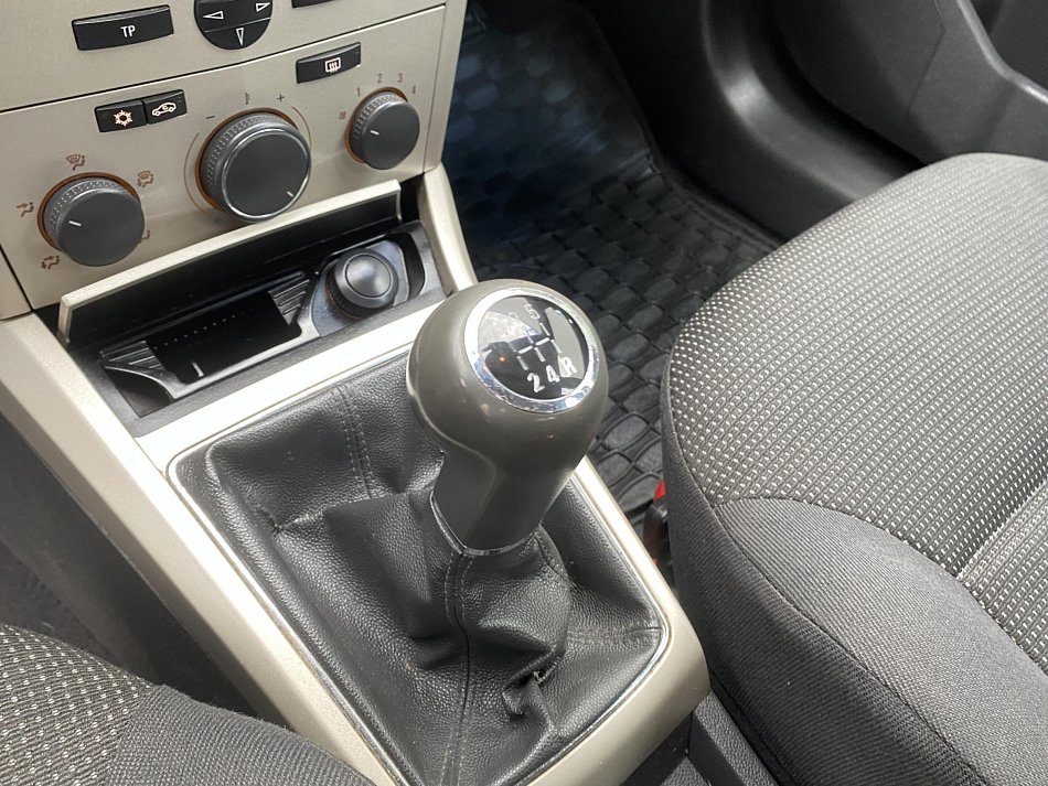 Opel Astra 1.7CDTi 