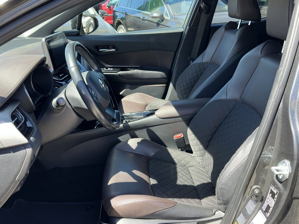 Toyota C-HR 1.8i 