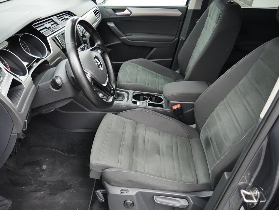 Volkswagen Touran 2.0TDi Highline