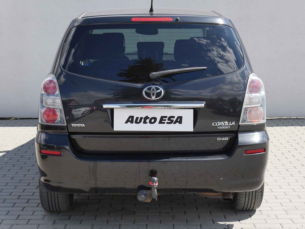 Toyota Corolla Verso 2.2D 