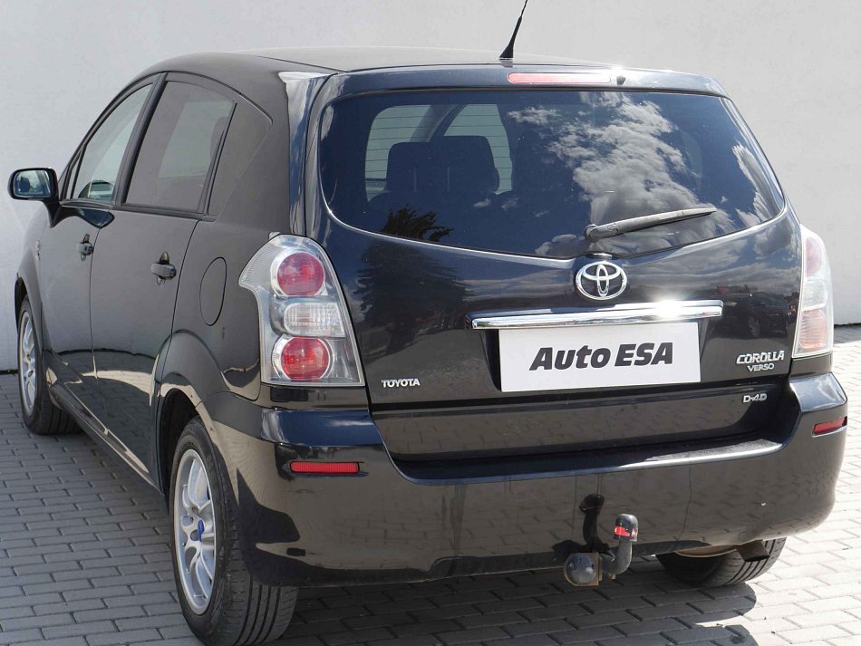 Toyota Corolla Verso 2.2D 