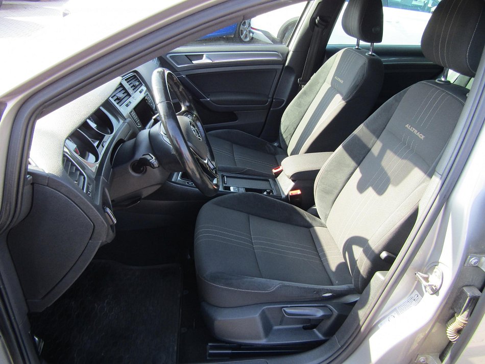 Volkswagen Golf 2.0 TDi Alltrack 4X4