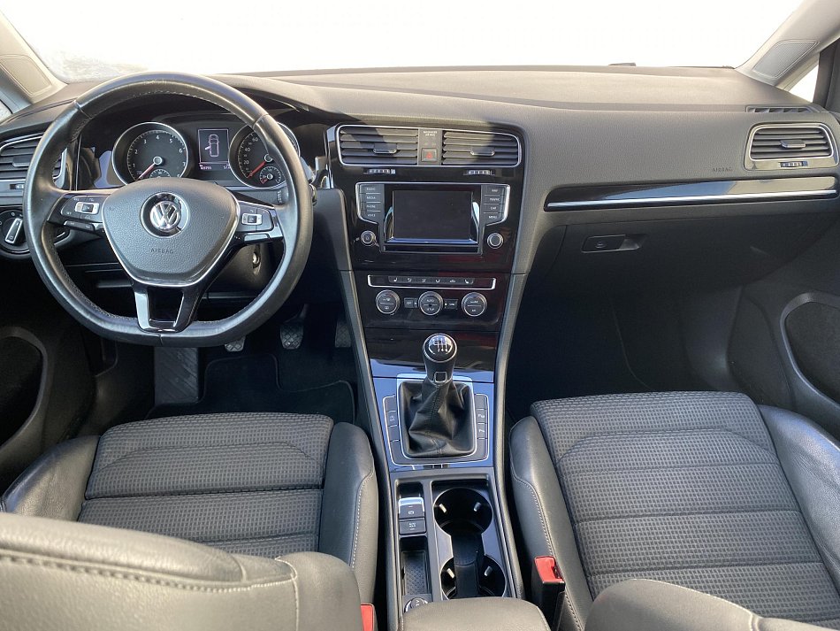 Volkswagen Golf 1.4 TSi Highline VII