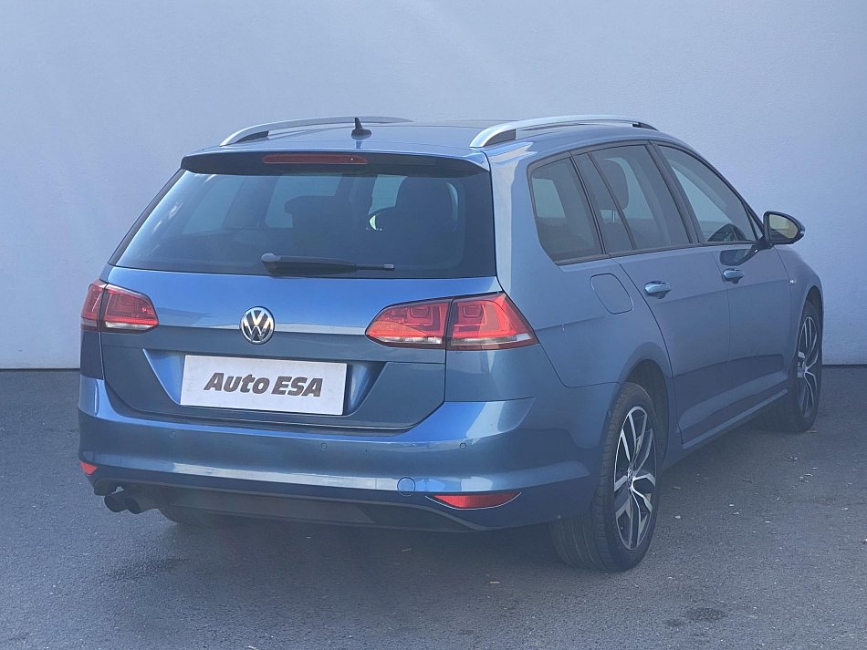 Volkswagen Golf 1.4 TSI 