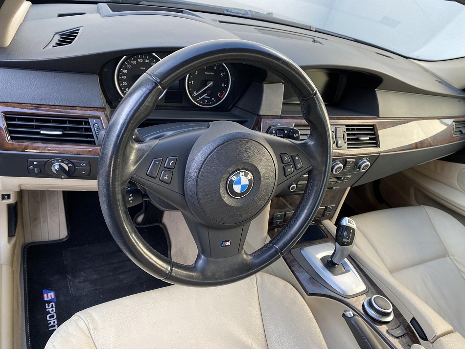 BMW Řada 5 4.0  540i