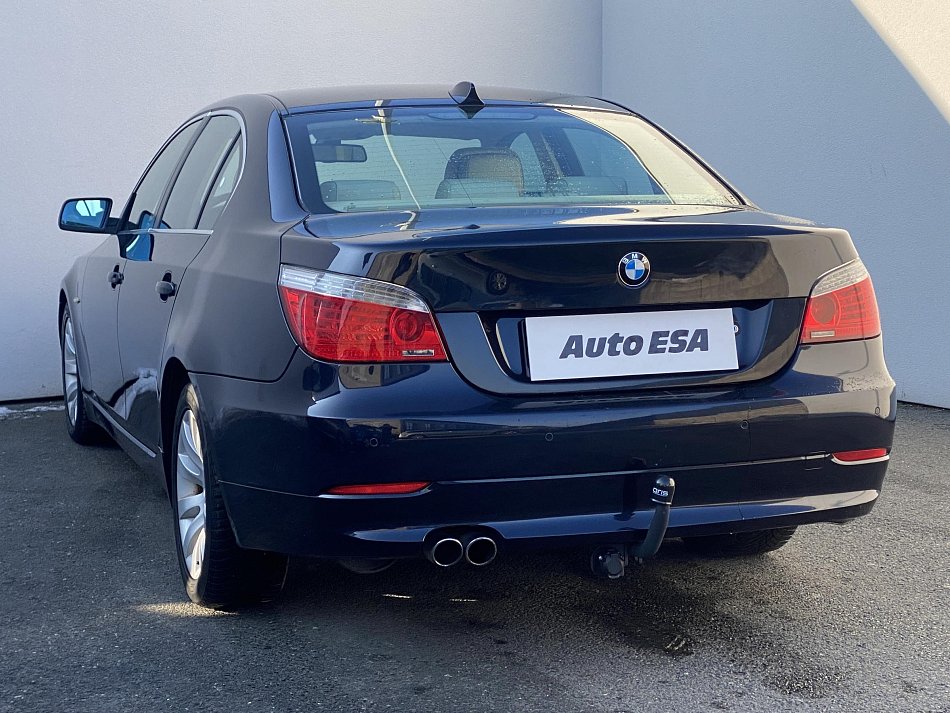 BMW Řada 5 4.0  540i